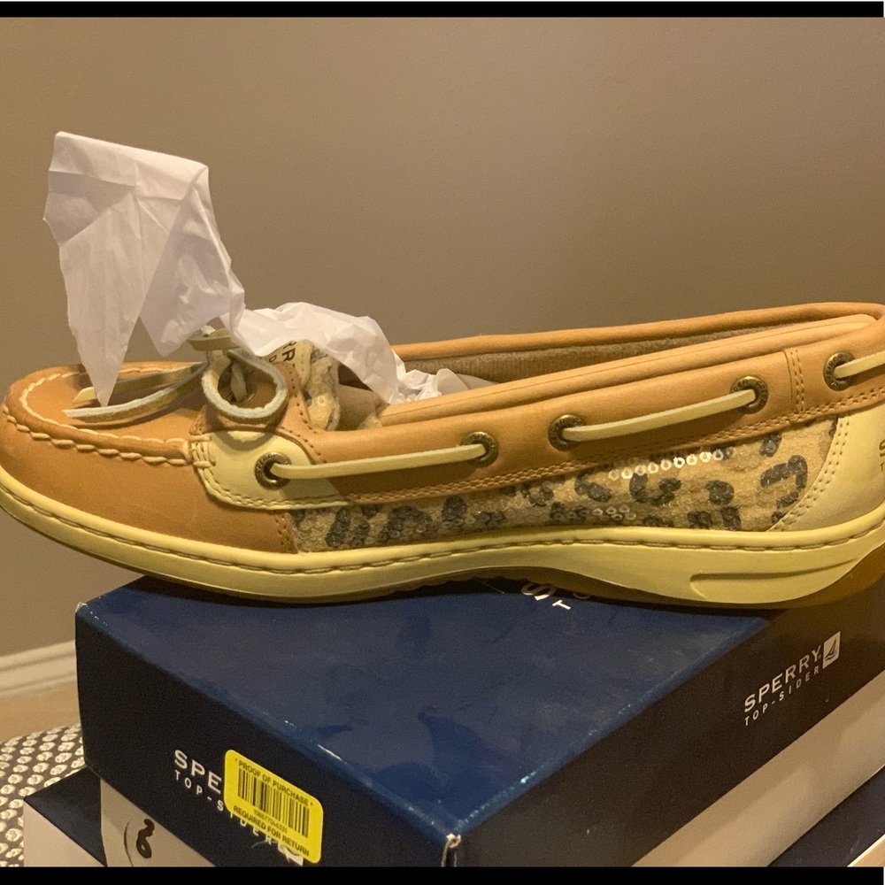 Sperry- Leopard print sz8 NIB